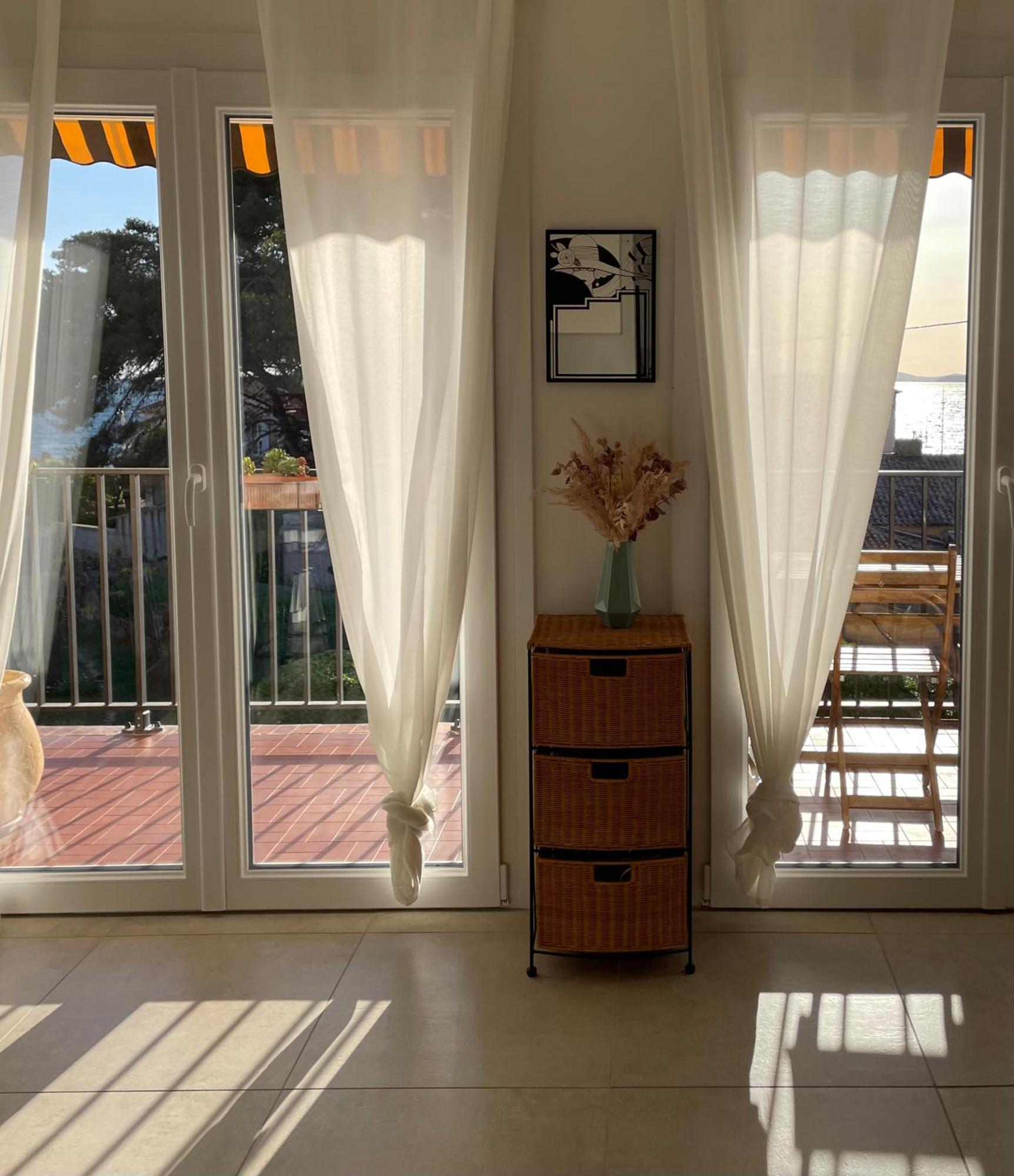 Appartement Cosy Vue Mer A 50 M De La Plage - Refait A Neuf Et Climatise Le Pradet Exterior photo
